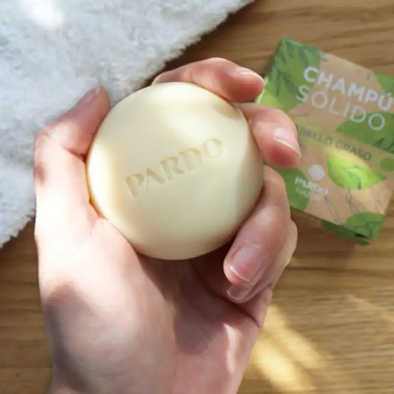 Pardo Natur champú sólido cabello graso