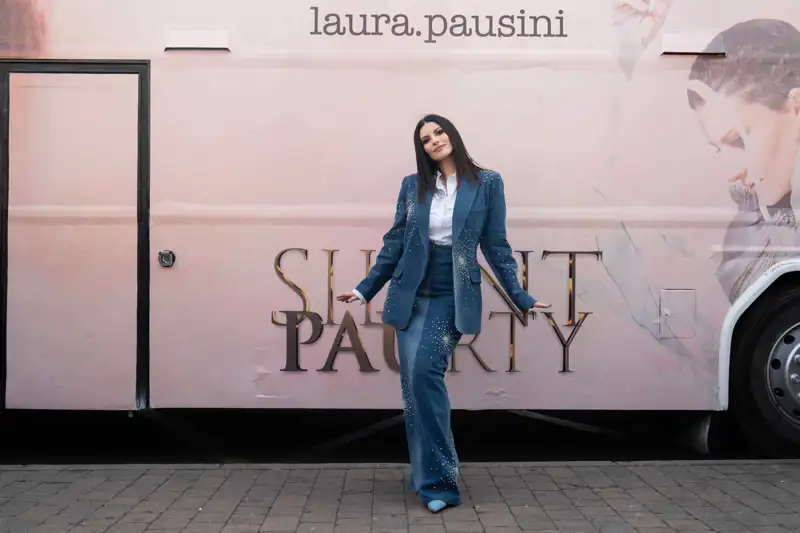 Laura Pauisini presenta su nuevo sencillo