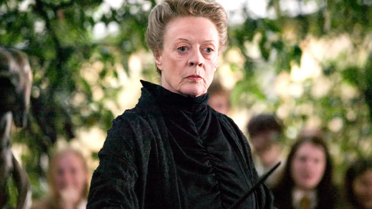 Maggie Smith, en Harry Potter. 