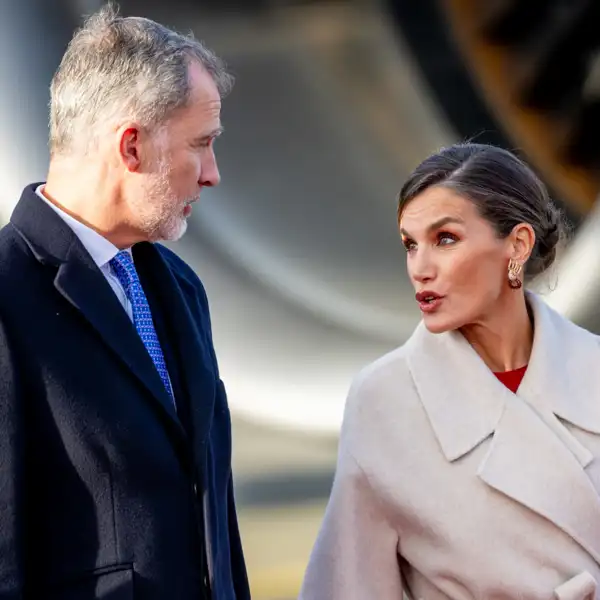 Felipe y Letizia, en el aeropuerto.