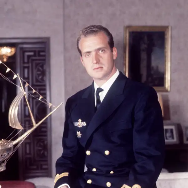 Juan Carlos I en un salón de la Zarzuela en 1968