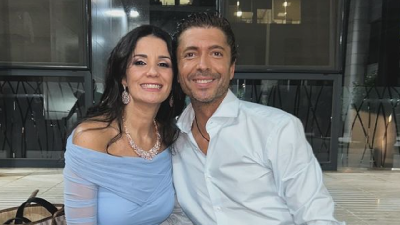 Ana Herminia y Ángel Cristo Jr. posan sonrientes