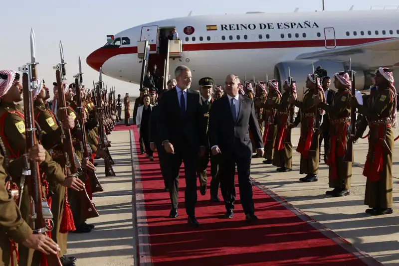 Recibimiento del Rey Felipe en Jordania