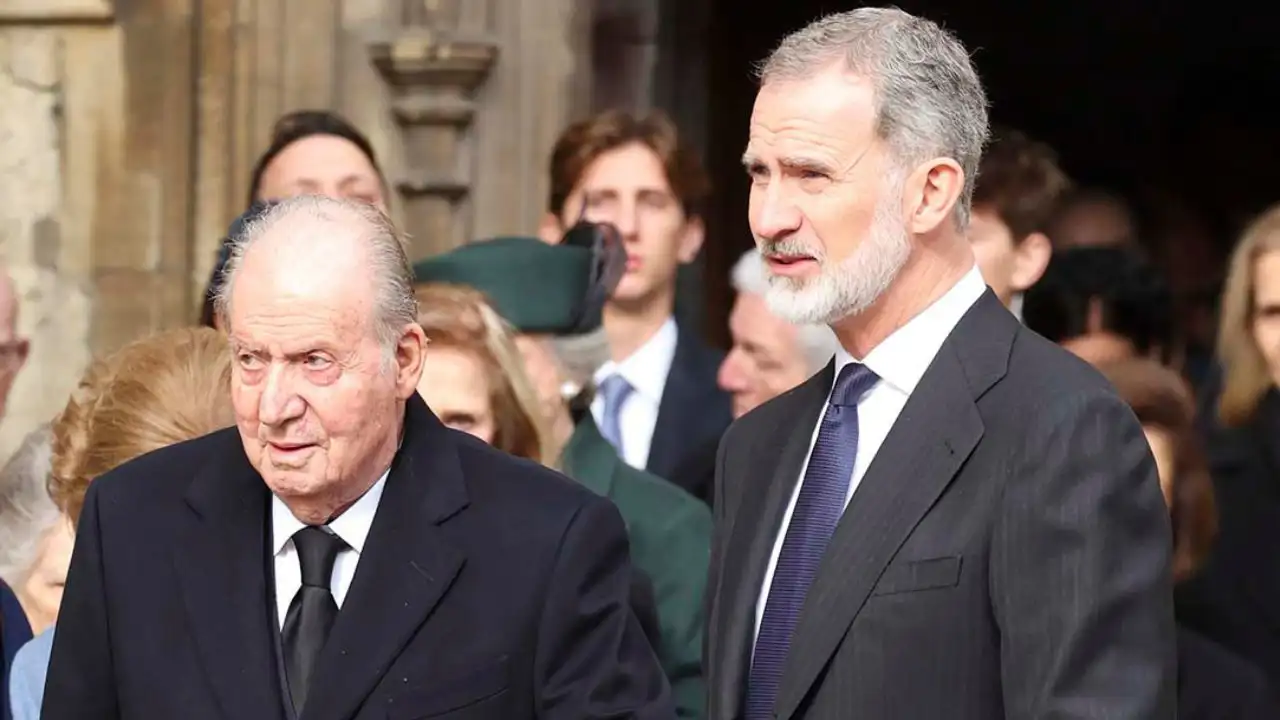 Un extrabajador de Zarzuela revela cómo se siente el Rey Felipe tras los audios de su padre, el Rey Juan Carlos