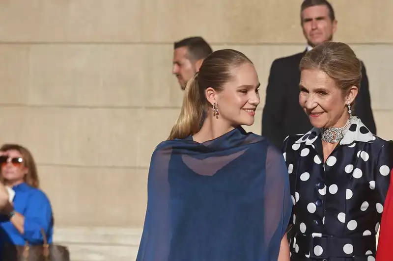 Irene Urdangarin, con unos pendientes de su abuela, la Reina Sofía.