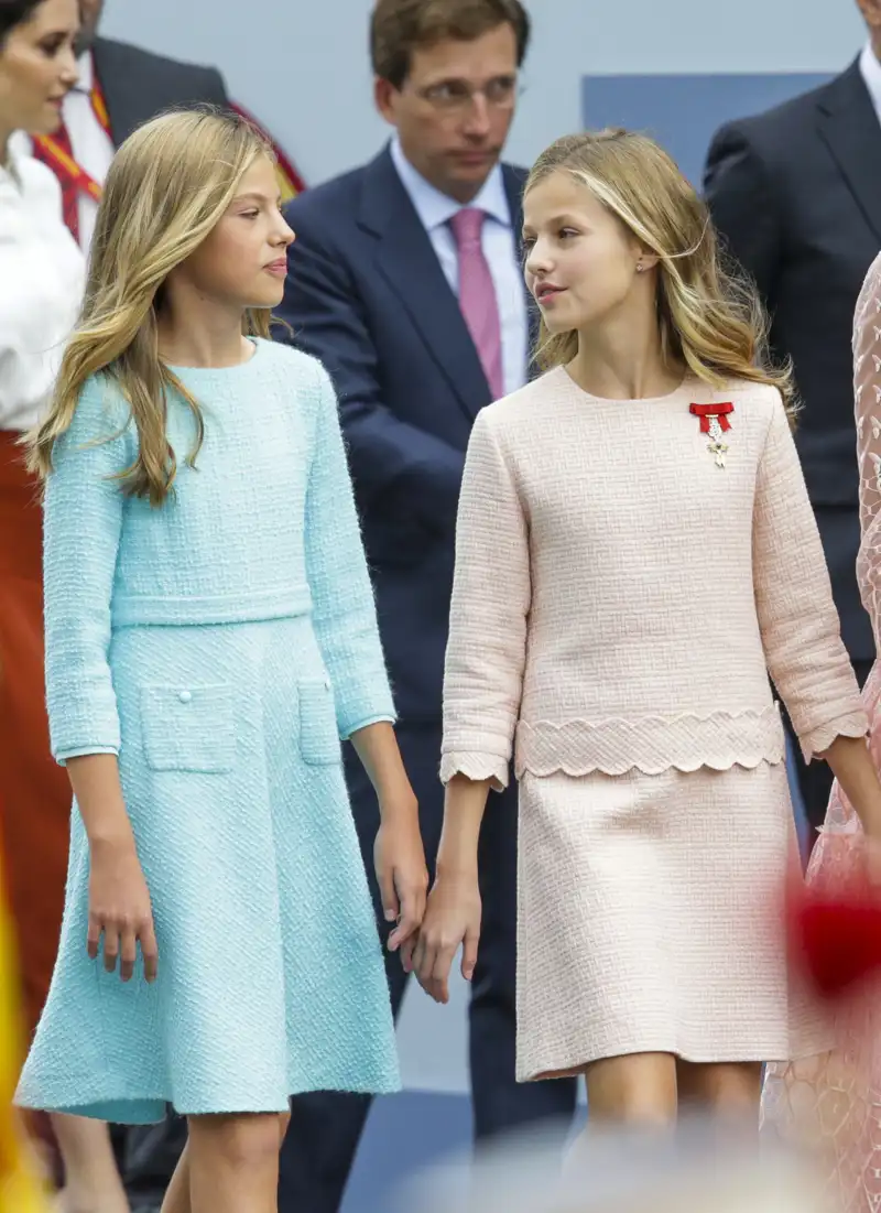 Leonor y Sofía en el Día de la Hispanidad celebrado en 2019