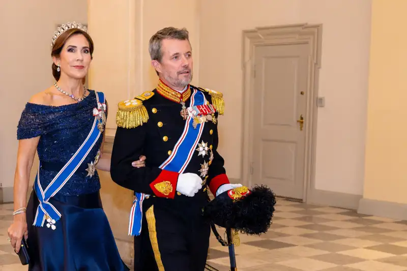 Mary de Dinamarca durante una cena de gala