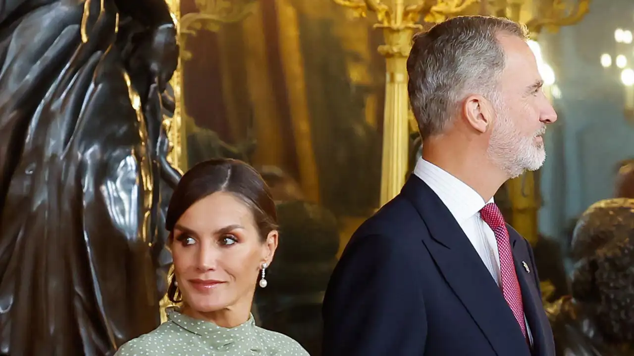 Los Reyes en el besamanos del Palacio Real