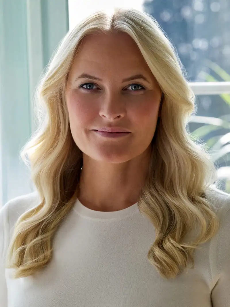 Mette-Marit de Noruega, en su nuevo retrato oficial