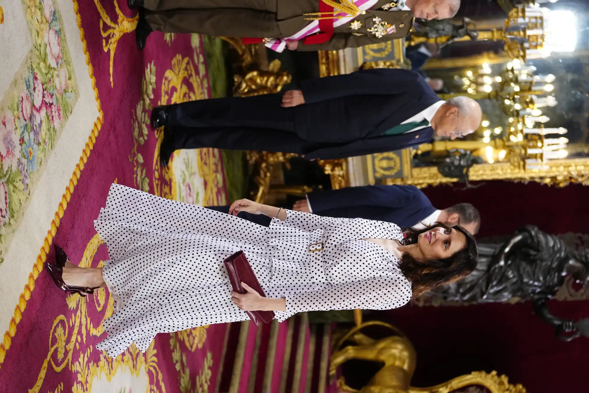 Isabel Díaz Ayuso apuesta por un vestido de Rocío Osorno durante la Fiesta Nacional 