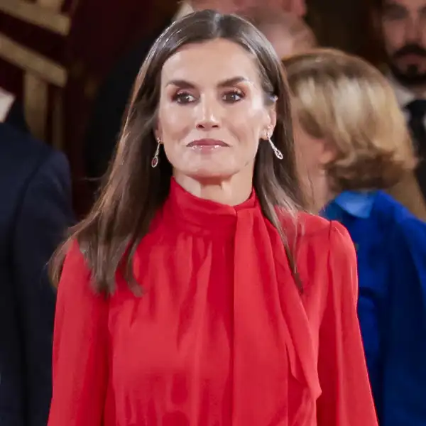 La Reina Letizia en la recepción oficial del Palacio