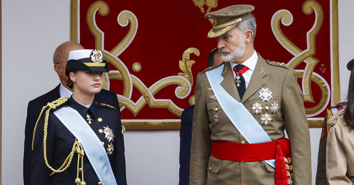 Felipe VI da un toque de atención a Leonor: el lapsus de la Princesa que no  ha pasado desapercibido el 12 de octubre