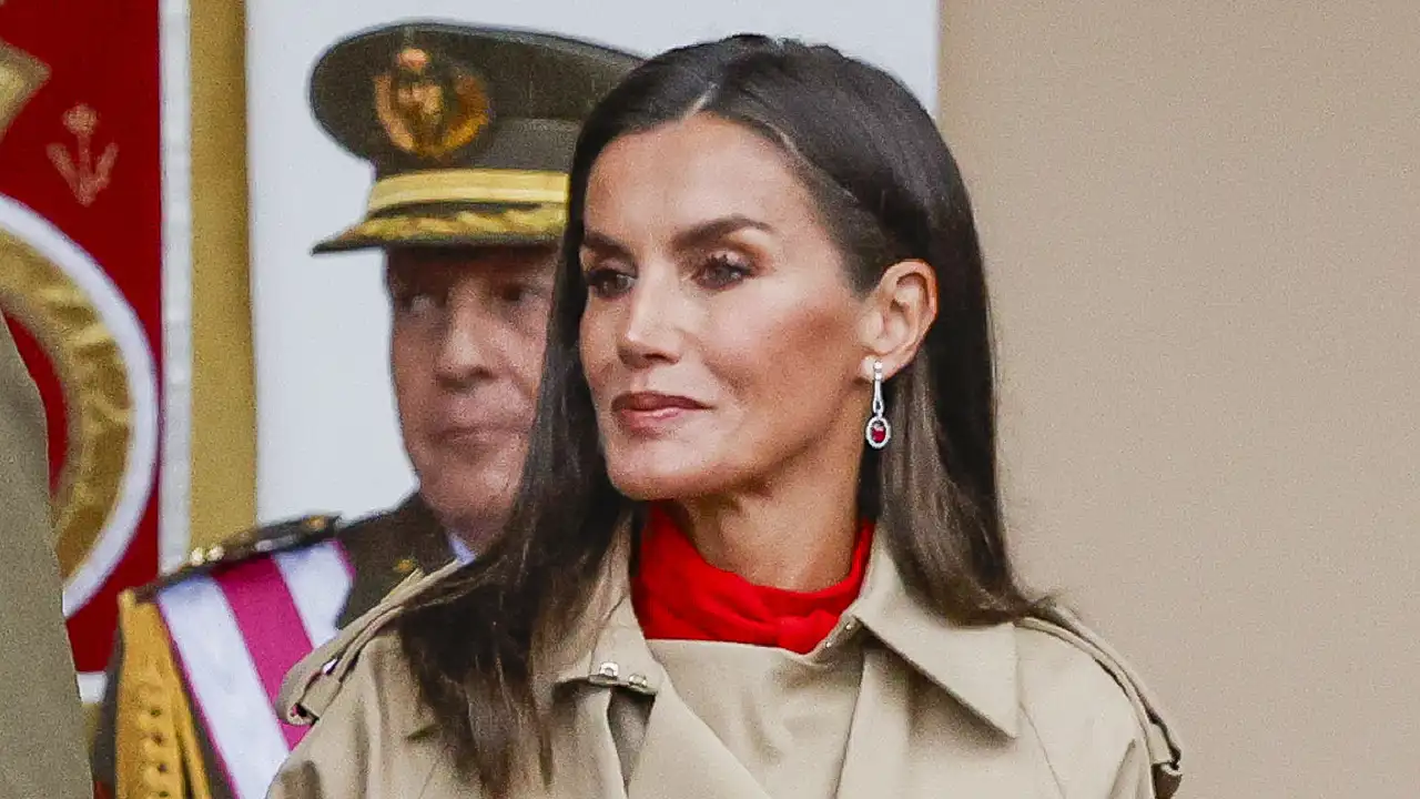 La Reina Letizia durante el desfile del Día de la Hispanidad