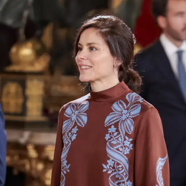 Descubrimos a María González, la joven invitada al besamanos del Palacio Real que se ha coronado como la mejor vestida