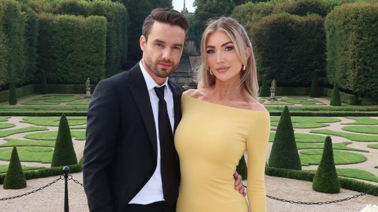 Liam Payne junto a su novia, Kate Cassidy, en una boda