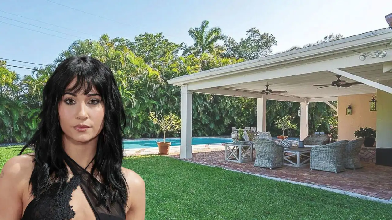 Entramos en la coqueta casa de Aitana en Miami: piscina, jardín y amplio salón