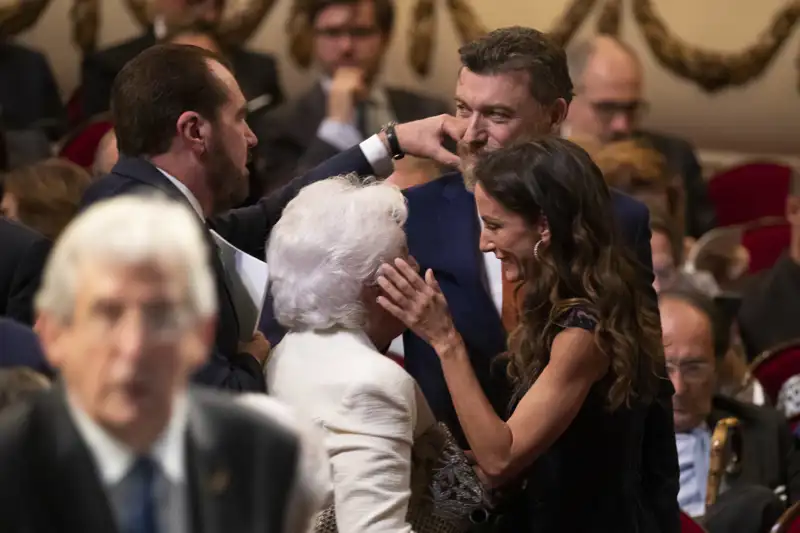 Jesús Ortiz, Menchu Álvarez del Valle y Telma Ortiz en los Premios Princesa de Asturias 2019.