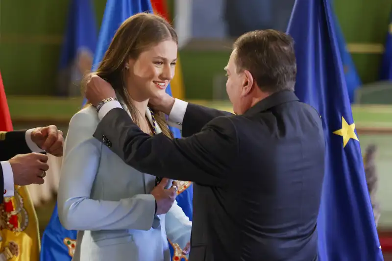 Leonor recibe la Medalla de Asturias