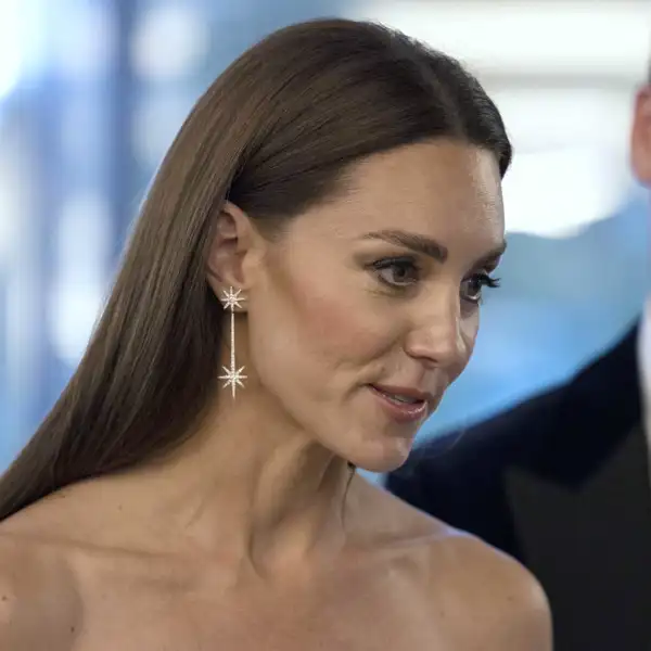 Kate Middleton y sus pendientes en forma de estrella