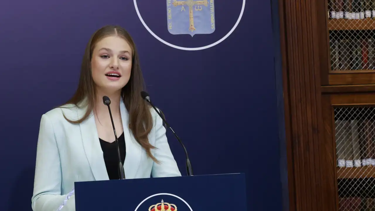 La Princesa Leonor ofrece un discurso de agradecimiento por la Medalla de Asturias