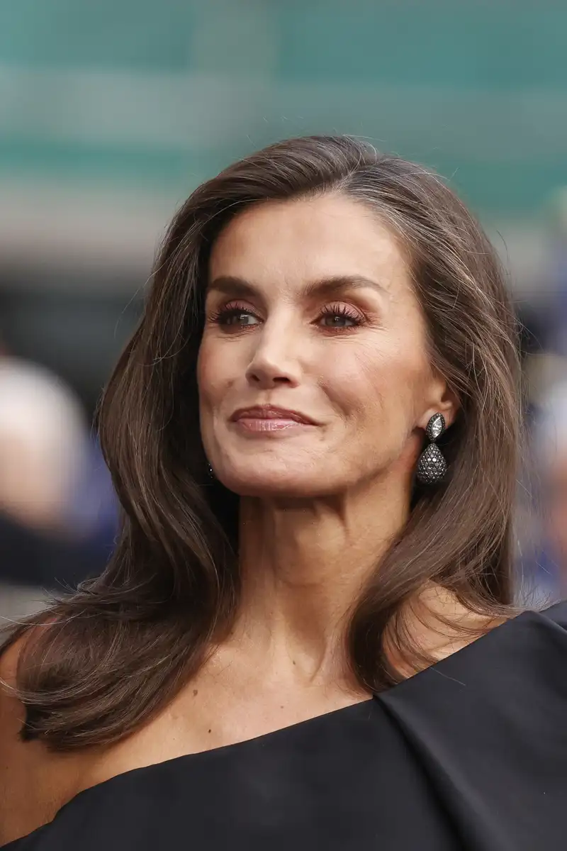 Los impresionantes pendientes de la Reina Letizia en los Premios Princesa de Asturias 2024 