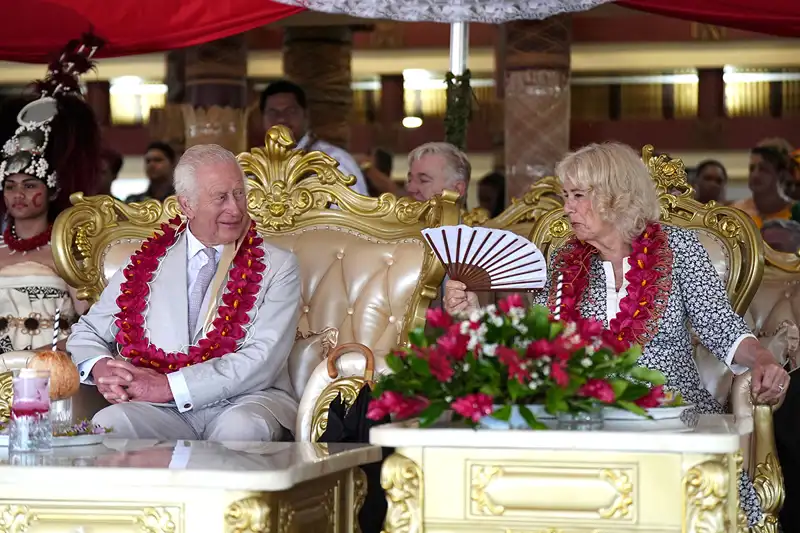 La Reina Camilla y el Rey Carlos en Samoa