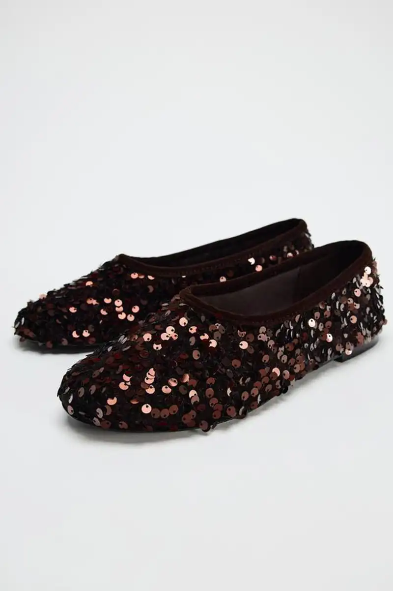 Bailarinas lentejuelas de Zara 29,95 euros