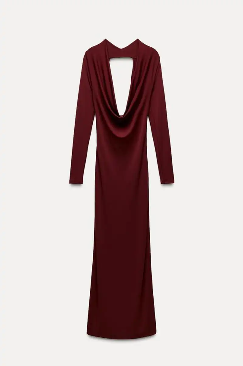 Vestido largo drapeado de Zara 39,95 euros