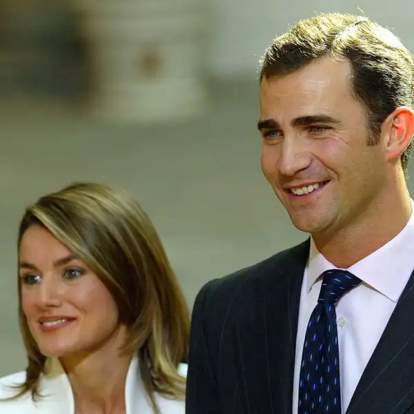 La pedida de mano de los Reyes Felipe y Letizia en 2003