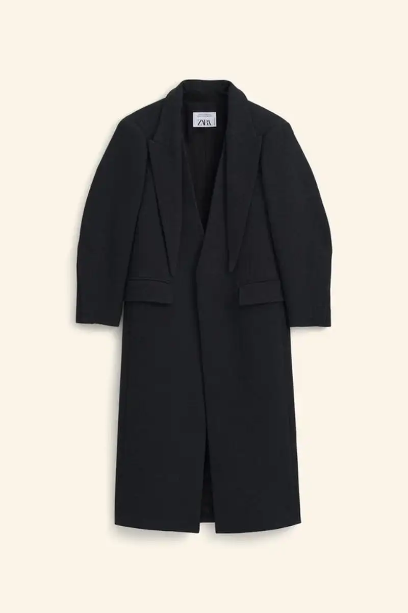 Abrigo largo oversize limited edition de Zara 189 euros