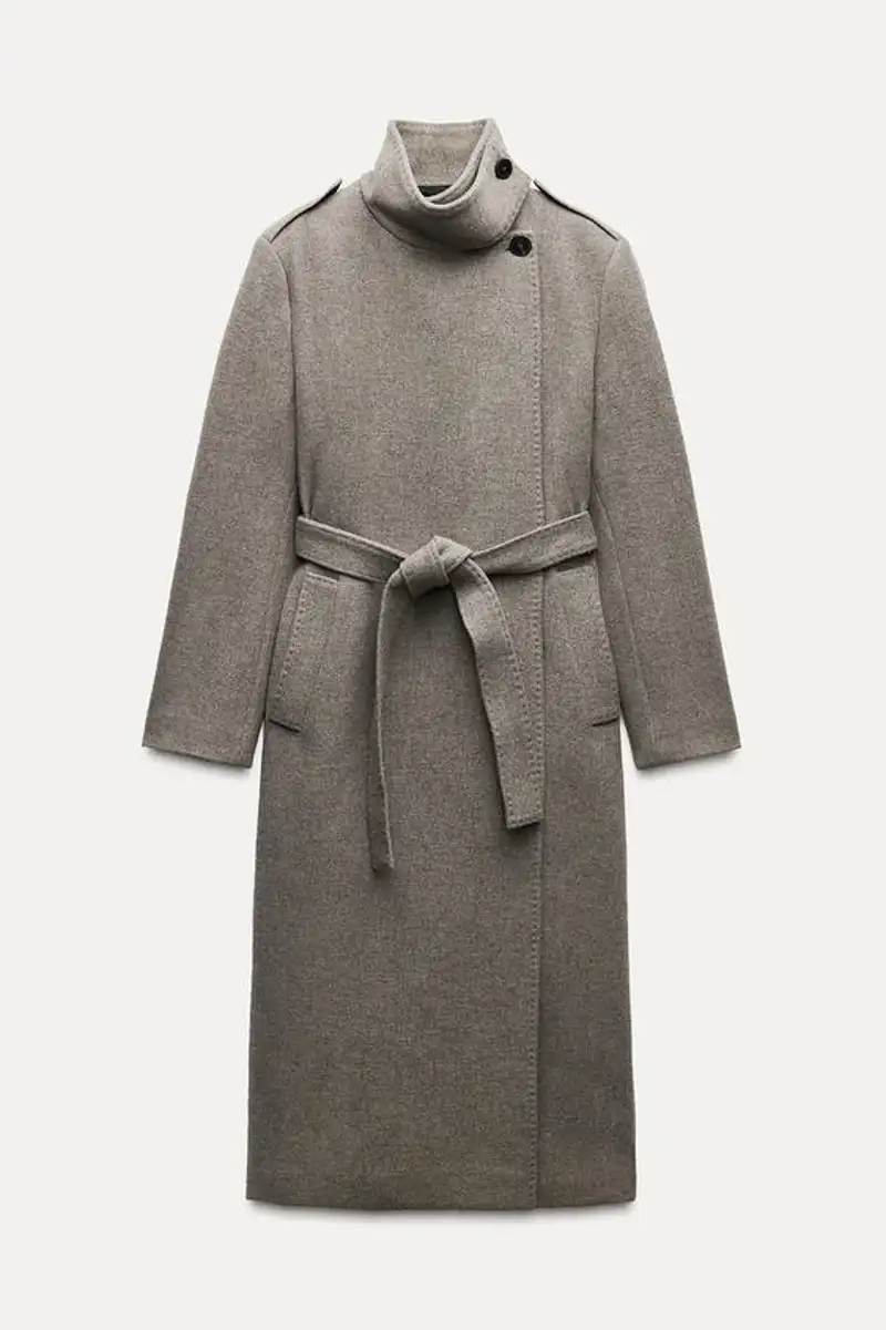 Abrigo mezcla lana ZW Collection de Zara 139 euros