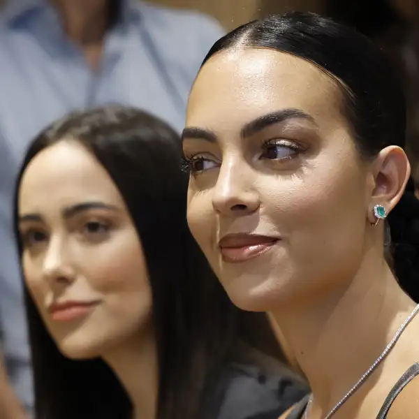 Georgina e Ivana Rodríguez en un evento