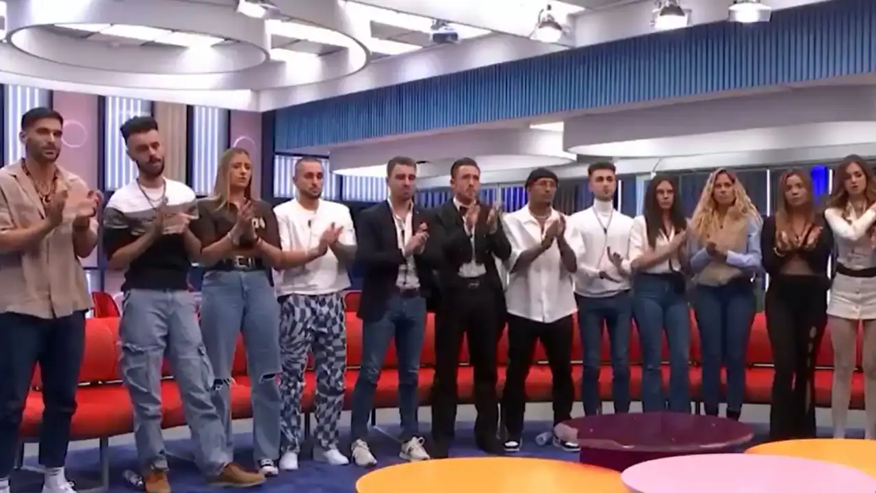 La emotiva reacción de los concursantes de 'Gran Hermano' al descubrir una importante información del exterior