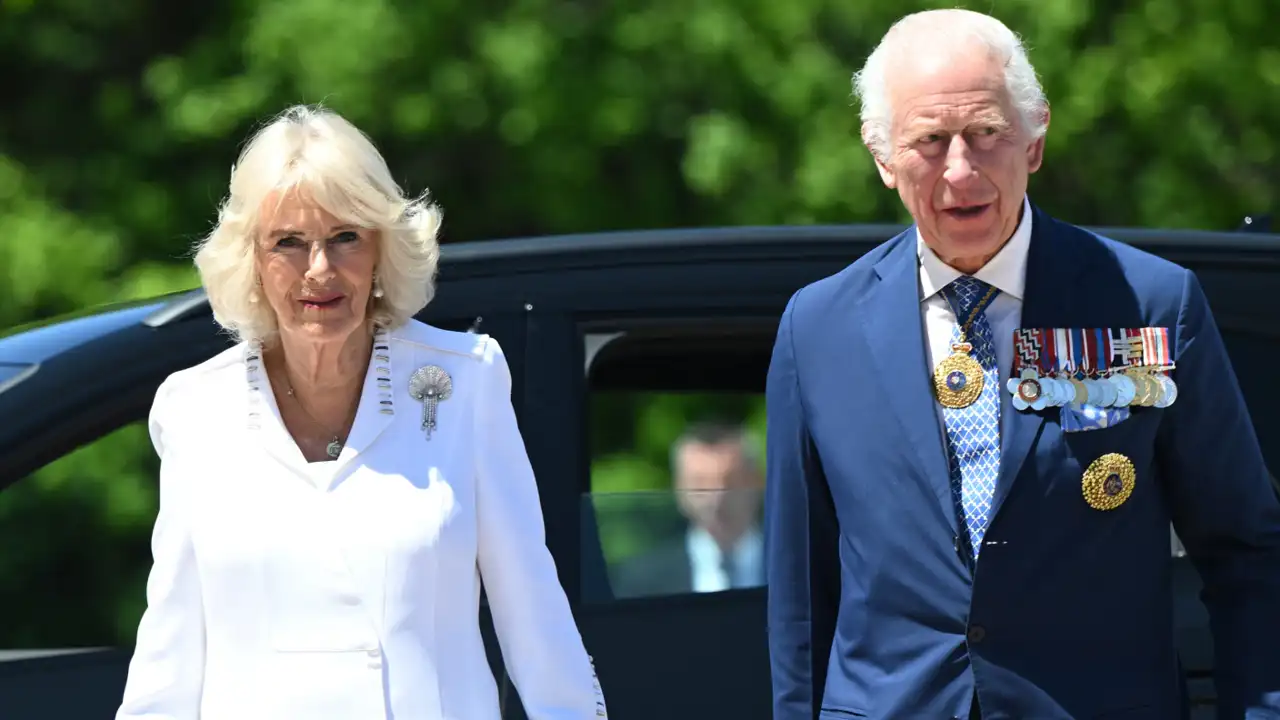 Carlos y Camilla durante su viaje a Australia