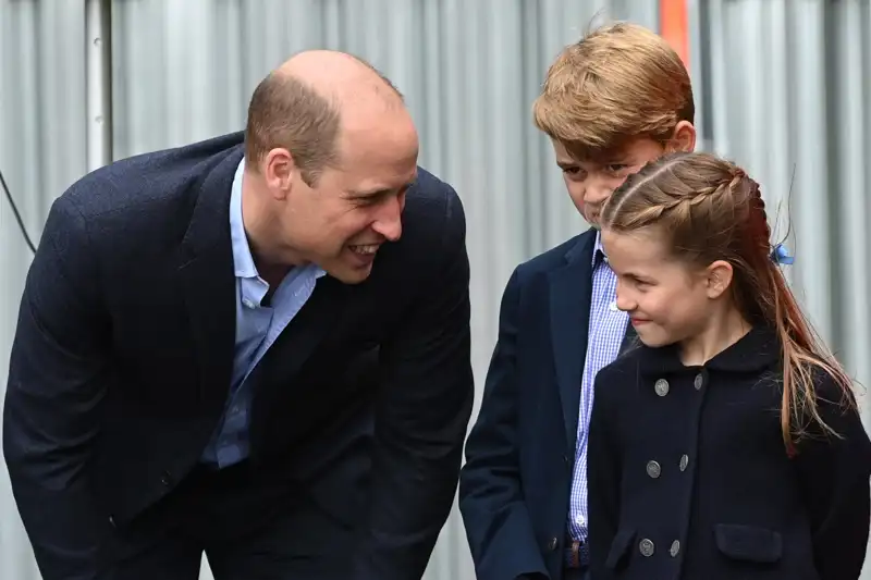 El príncipe Guillermo con sus hijos 