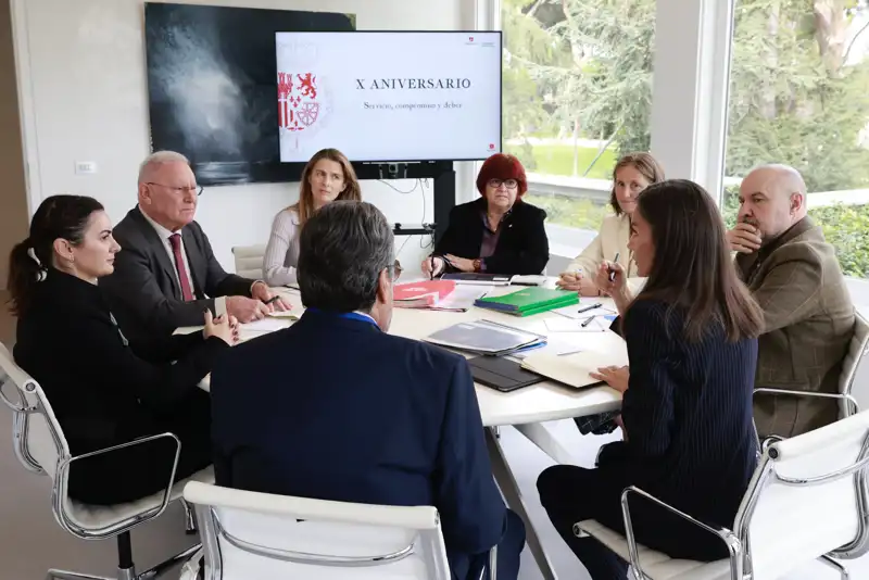 María Ángeles Cacereño, Isabel Orbe, Isabel Motero,  Miguel Carballeda, Nel González Zapico y Luis Cayo.