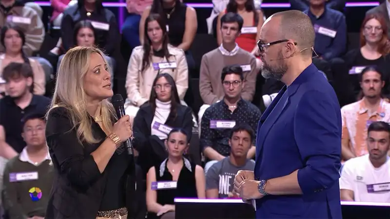 Risto Mejide junto a una integrante del público