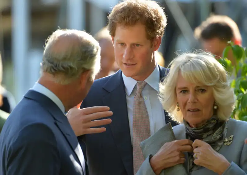 Príncipe Harry y la Reina Camilla