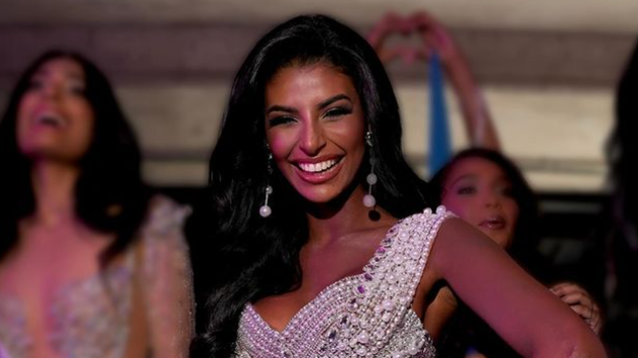 Michelle Jiménez, Miss Universo España, brilla en la gala preliminar de Miss Universo 2024