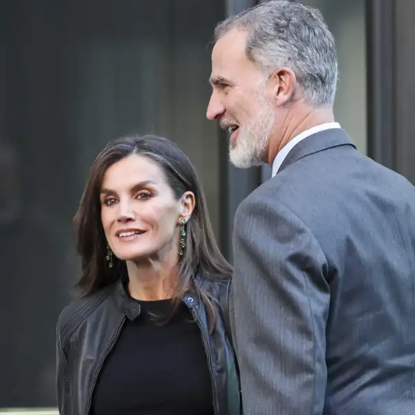 Los Reyes Felipe y Letizia durante el 60 cumpleaños de la Infanta Elena. 