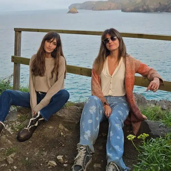 Sara Carbonero e Isabel Jiménez, en Cantabria.