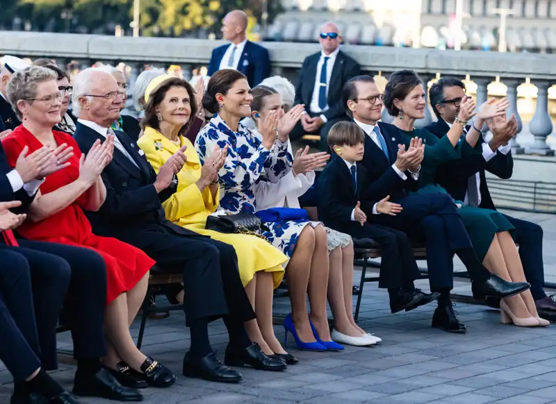 La Familia Real sueca en el jubileo del 50 aniversario de la coronación del Rey Carlos Gustavo