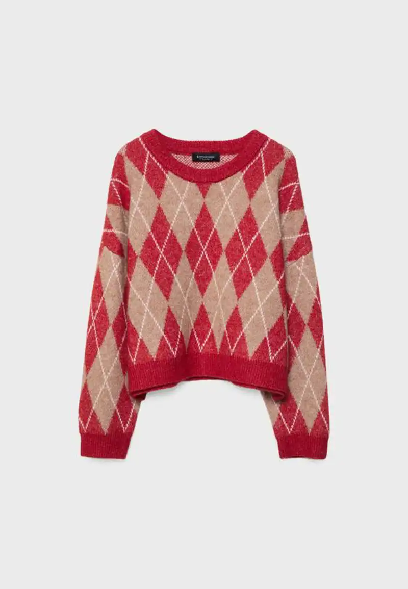 Jersey crop punto rombos rojos de Stradivarius 25,99 euros