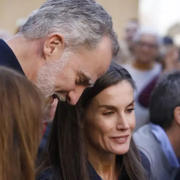 Los Reyes Felipe y Letizia en Chiva. 