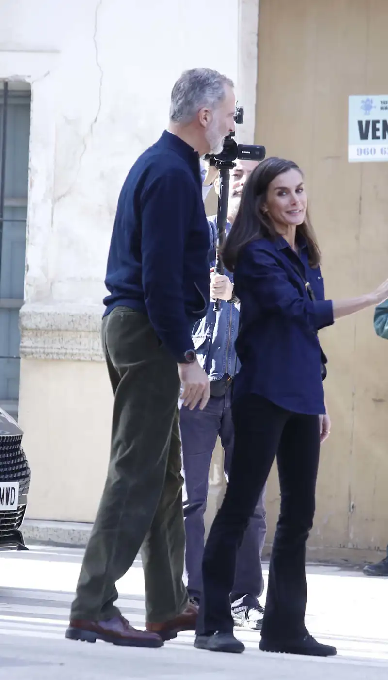 Los Reyes Felipe y Letizia en Chiva