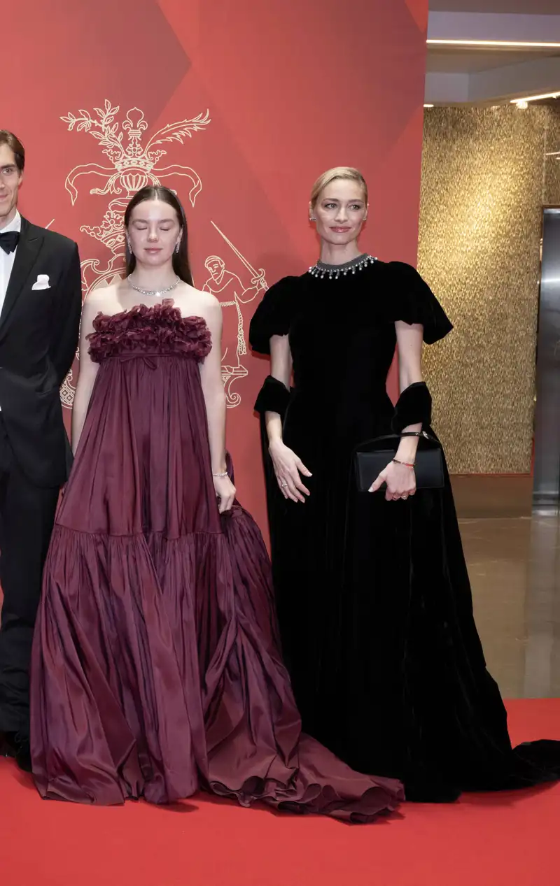 Alexadra de Hannover y Beatrice Borromeo y sus vestidazos de gala en el Día Nacional del Principado 