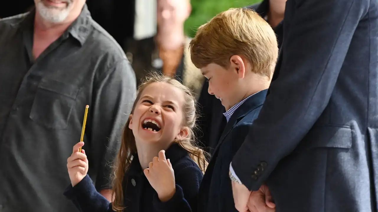 Una experta en lenguaje corporal analiza el rol de la Princesa Charlotte con sus hermanos, George y Louis