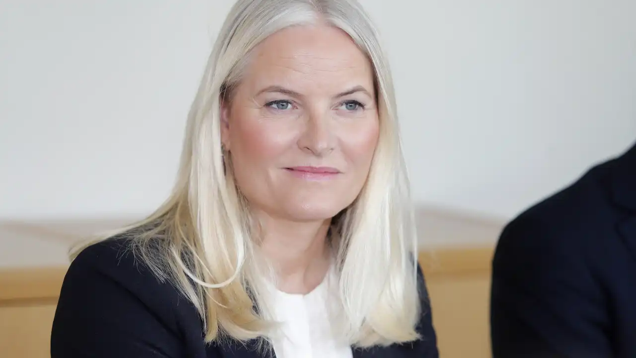 La decisión sin precedentes de la Justicia de Noruega sobre Mette-Marit tras la prisión preventiva de su hijo