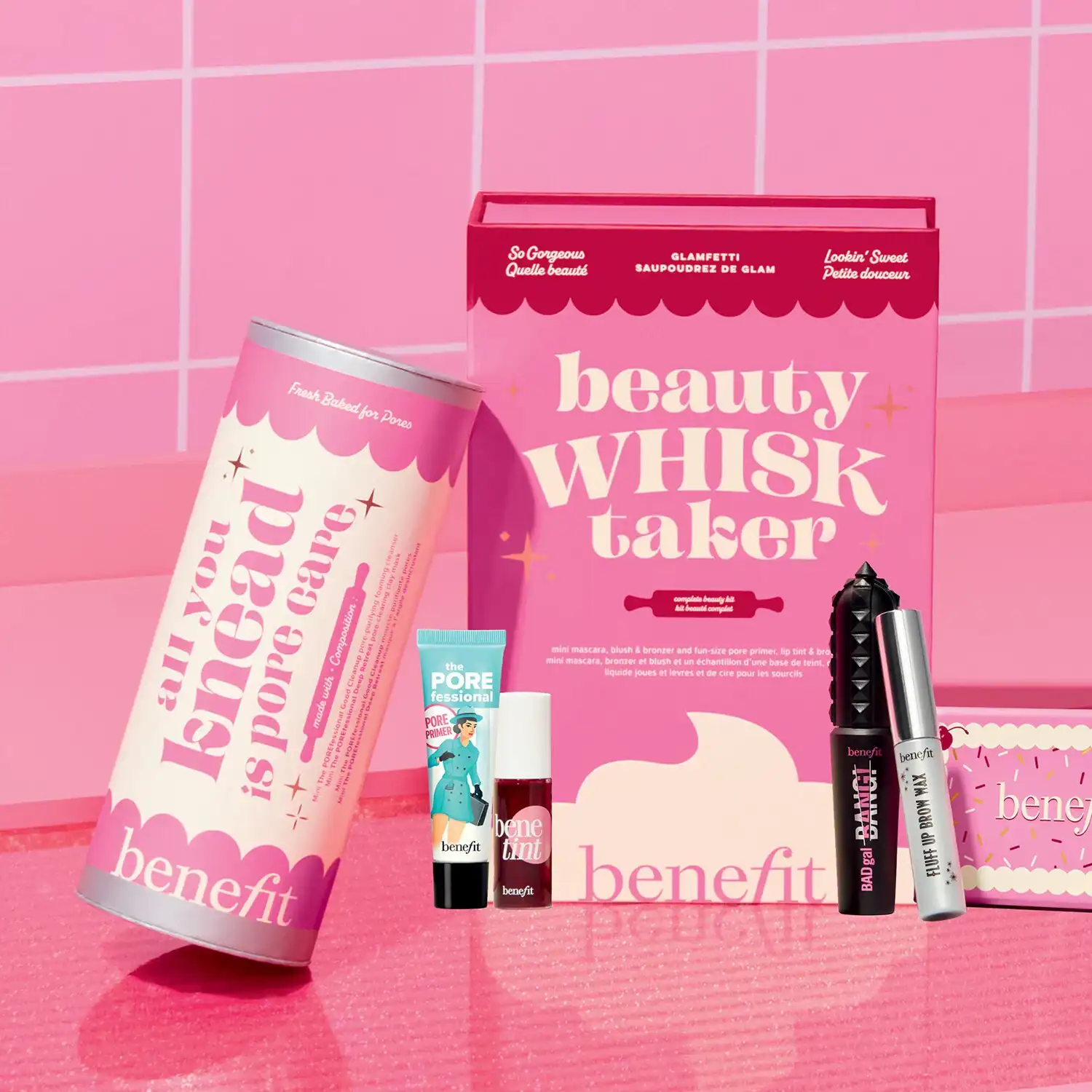 Beauty Whisk Taker   Estuche de Maquillaje de Navidad de Benefit 45 euros