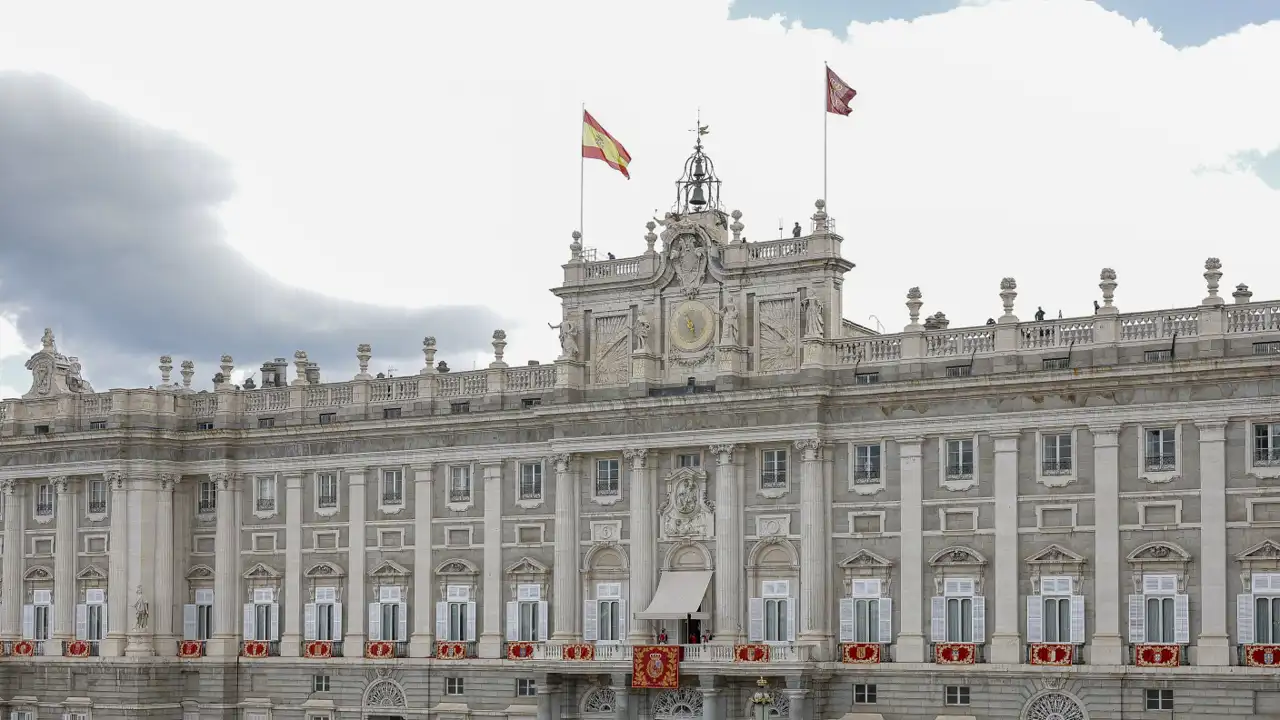 Entramos en el Palacio Real: del escenario de las fotos de Felipe y Letizia a cargo de Annie Leibovitz al Salón del Trono